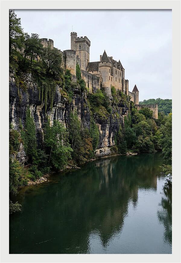 Chateau De Beynac Overlooking Dordogne River