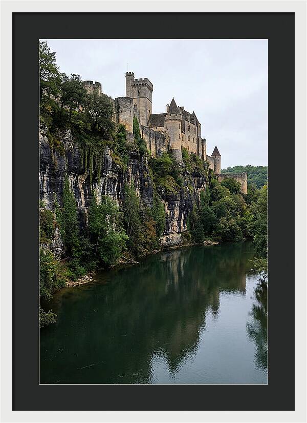 Chateau De Beynac Overlooking Dordogne River