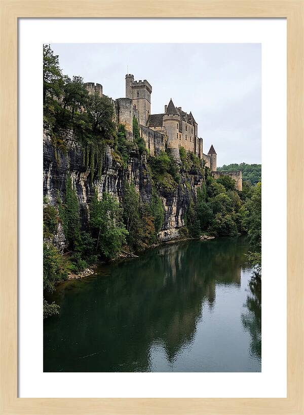 Chateau De Beynac Overlooking Dordogne River