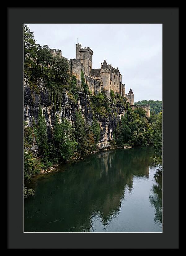 Chateau De Beynac Overlooking Dordogne River