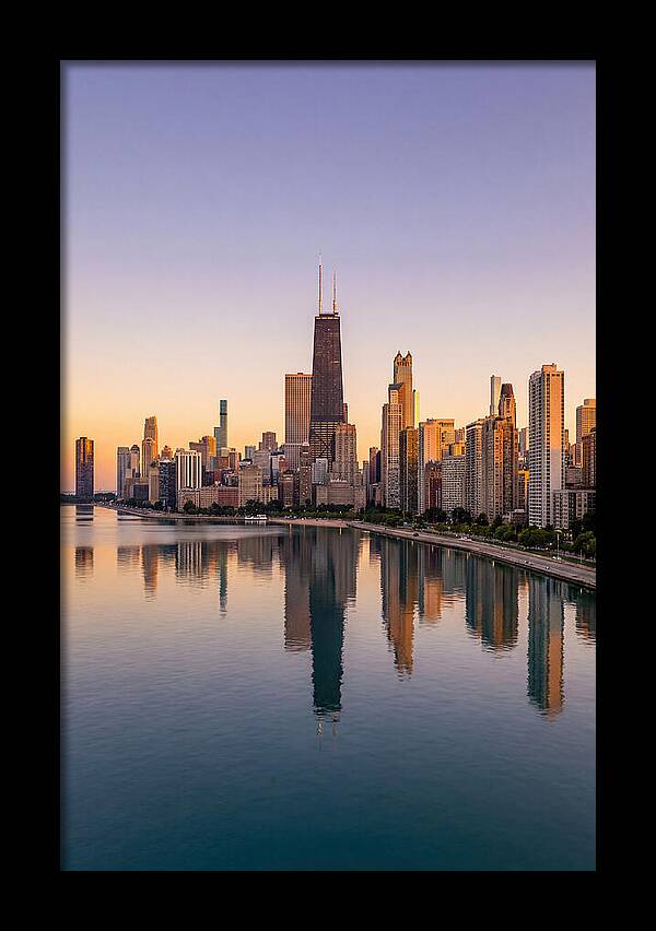 Chicago Lakefront Skyline At Dusk