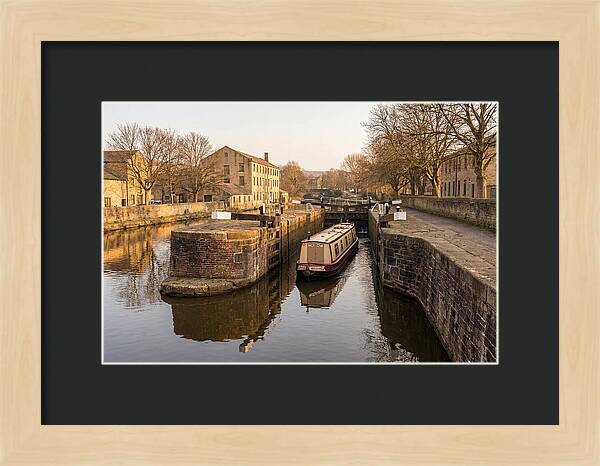 City Canal Lock Serenity