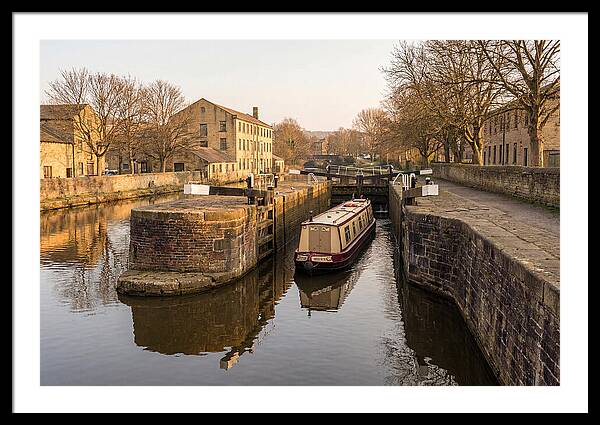 City Canal Lock Serenity