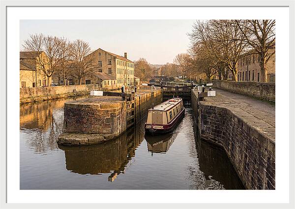 City Canal Lock Serenity