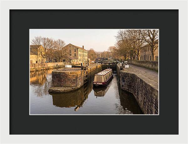 City Canal Lock Serenity