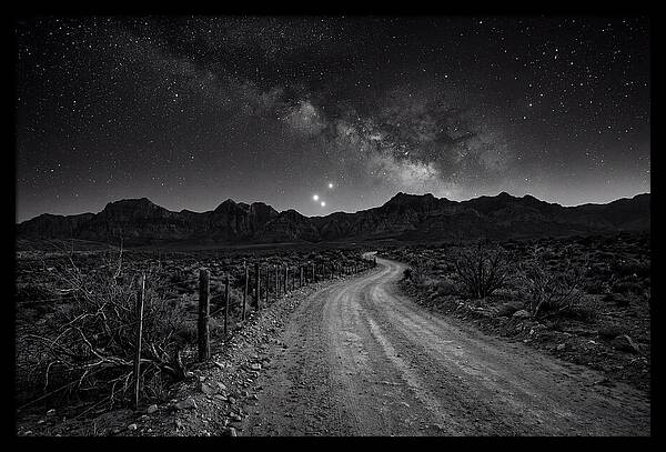 Clear Night Sky With Jupiter And Saturn