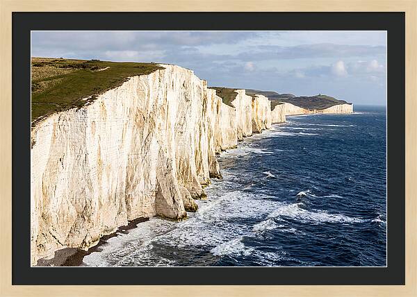 Cliffs Of Dover In White Majesty