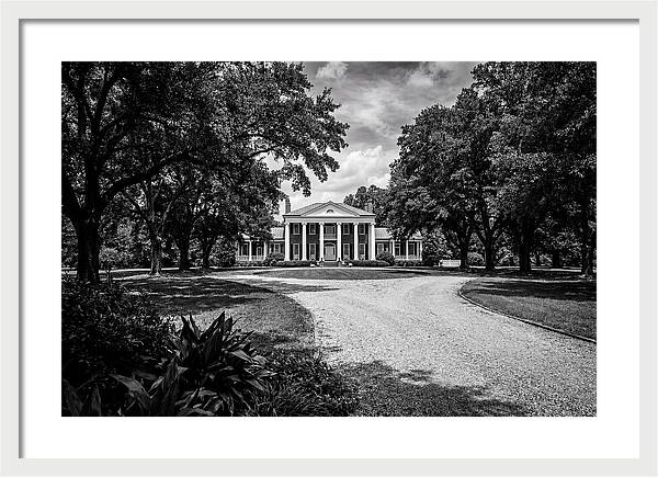 Colonial Elegance Amidst Nature