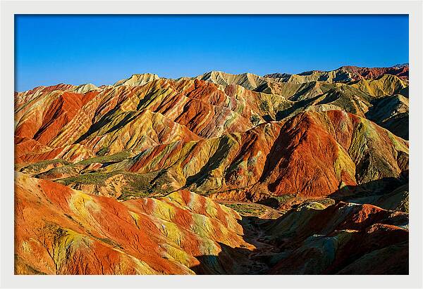 Colorful Peaks Of Zhangye Danxia