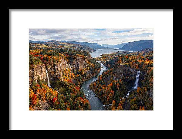 Columbia River Gorge In Autumn