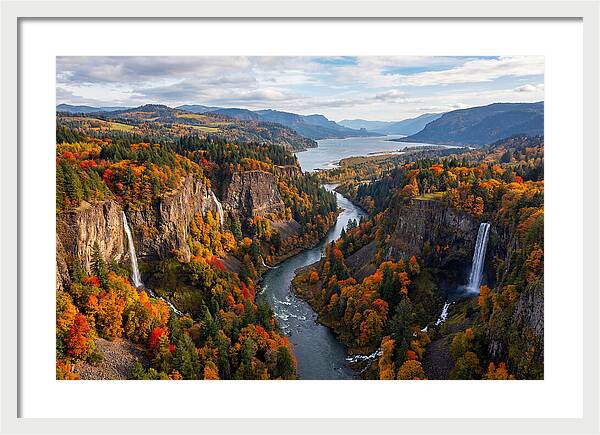 Columbia River Gorge In Autumn
