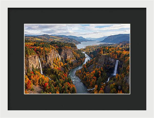 Columbia River Gorge In Autumn
