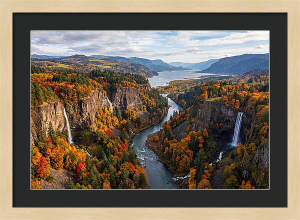 Columbia River Gorge In Autumn