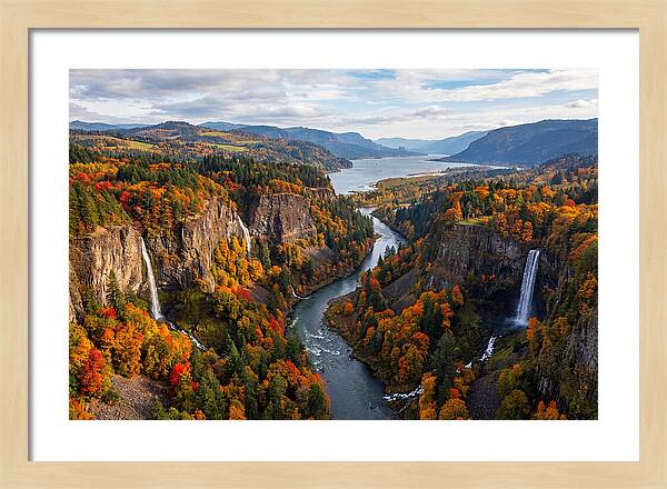 Columbia River Gorge In Autumn