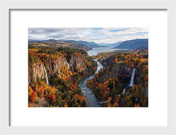 Columbia River Gorge In Autumn