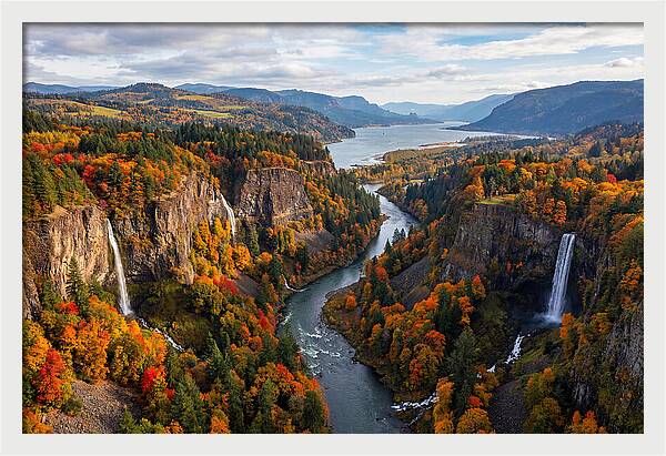 Columbia River Gorge In Autumn