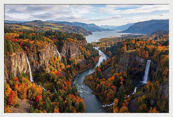 Columbia River Gorge In Autumn