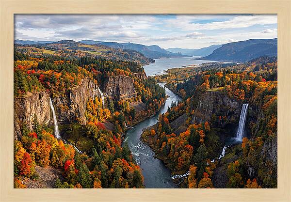 Columbia River Gorge In Autumn