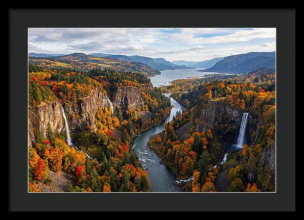 Columbia River Gorge In Autumn