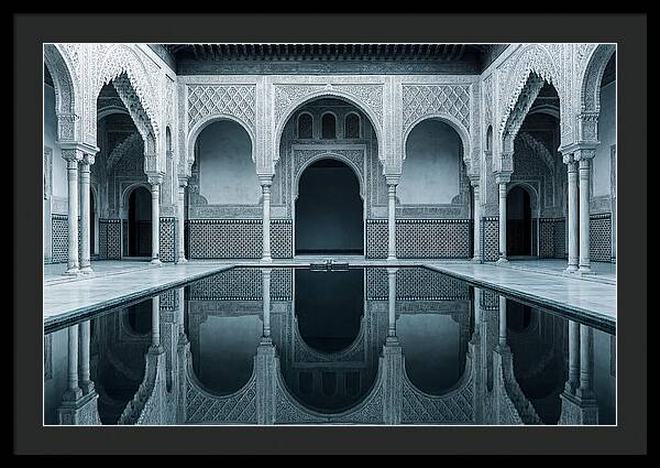 Court Of The Myrtles Reflection