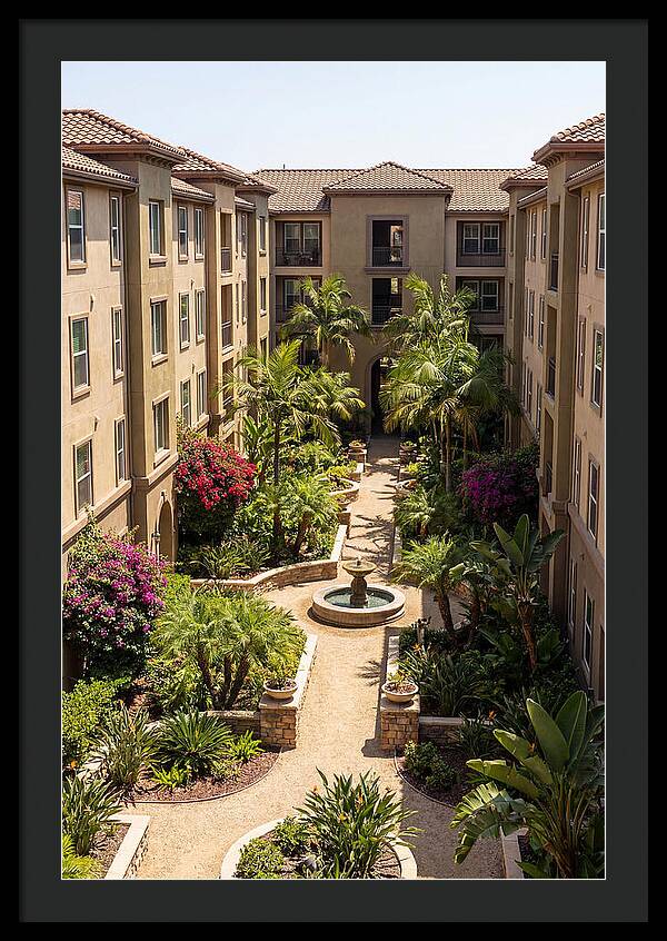 Courtyard Oasis In Urban Living