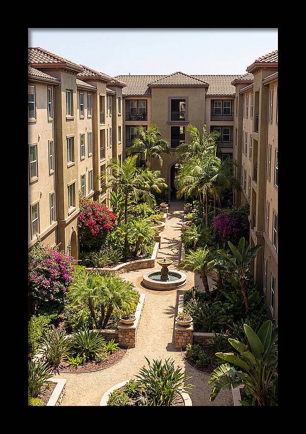 Courtyard Oasis In Urban Living