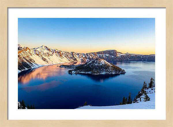 Crater Lake Serenity At Dawn
