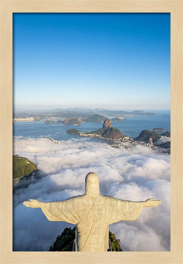 Cristo Redentor Overlooking Rio