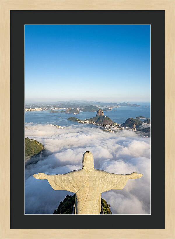 Cristo Redentor Overlooking Rio