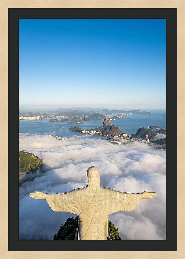 Cristo Redentor Overlooking Rio
