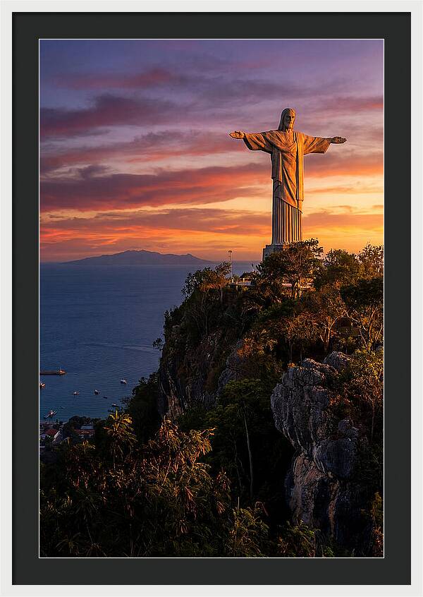 Cristo Rei At Sunset