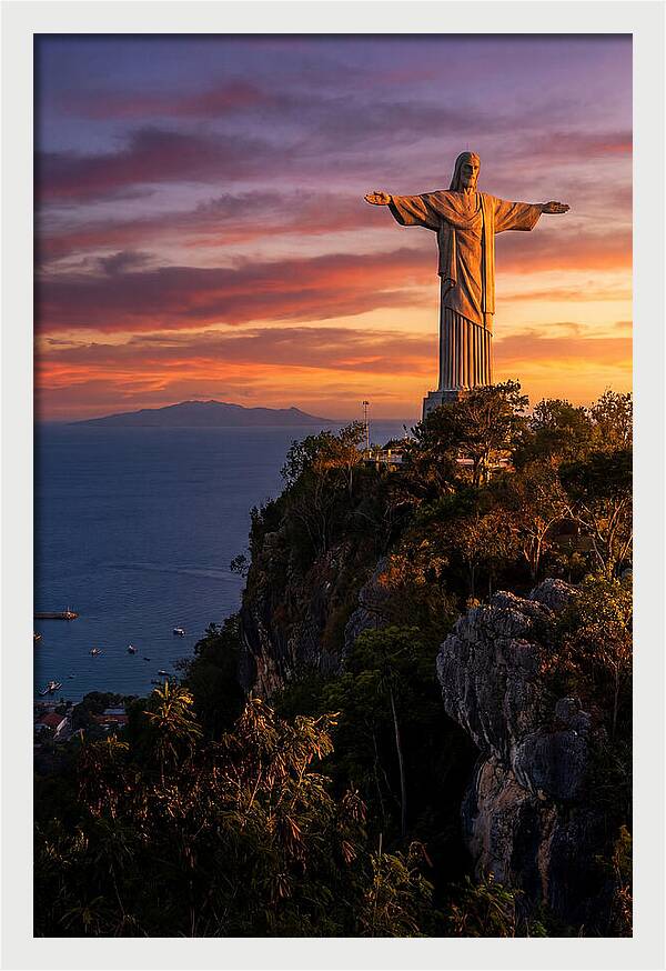 Cristo Rei At Sunset