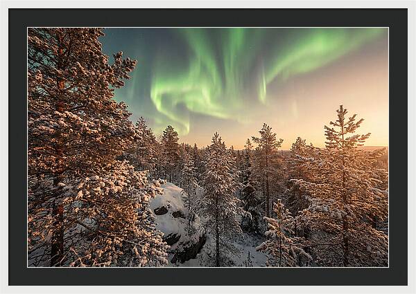 Dancing Green Aurora Borealis