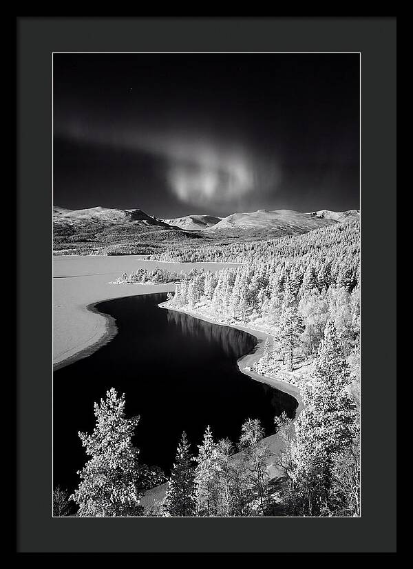 Dancing Lights Over Tornetrask Lake