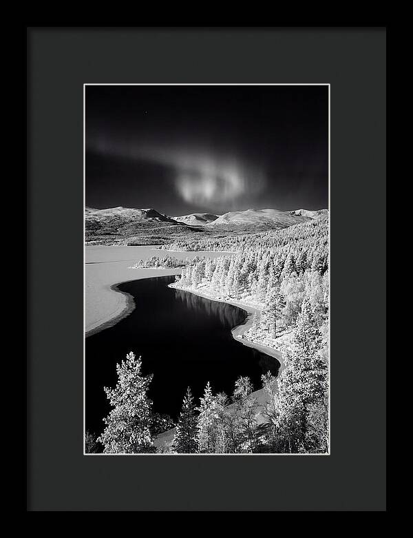 Dancing Lights Over Tornetrask Lake
