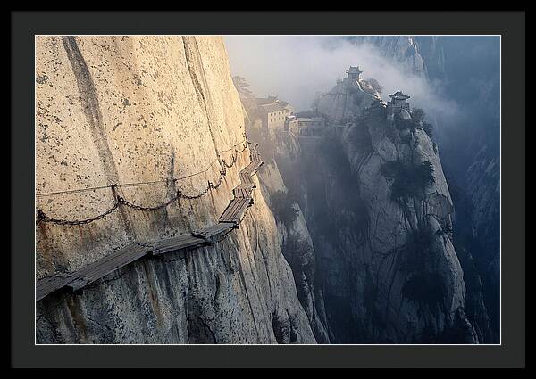 Daring Plank Walk On Mount Hua