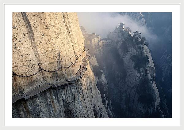Daring Plank Walk On Mount Hua
