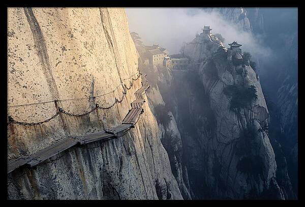 Daring Plank Walk On Mount Hua