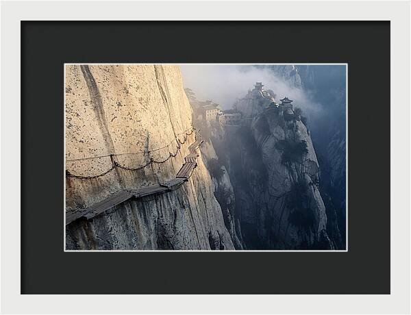 Daring Plank Walk On Mount Hua
