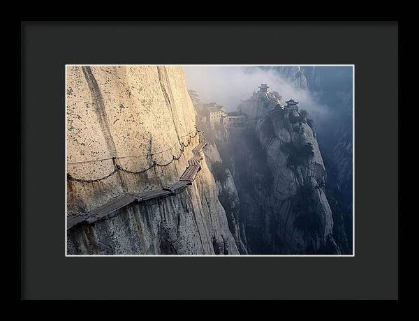 Daring Plank Walk On Mount Hua