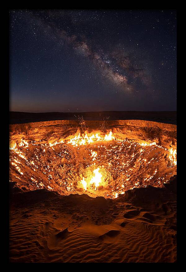 Darvaza Gas Crater At Night