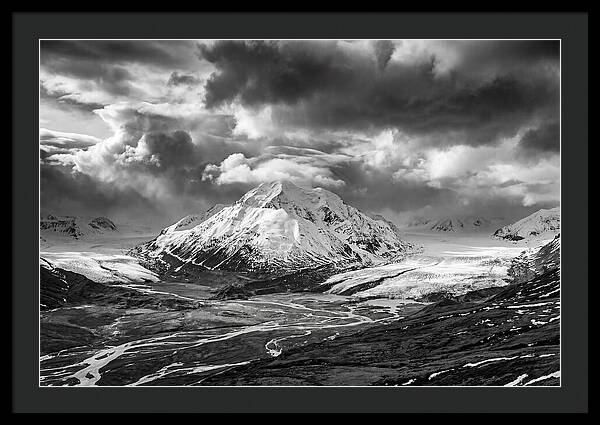 Denalis Majestic Arctic Expanse