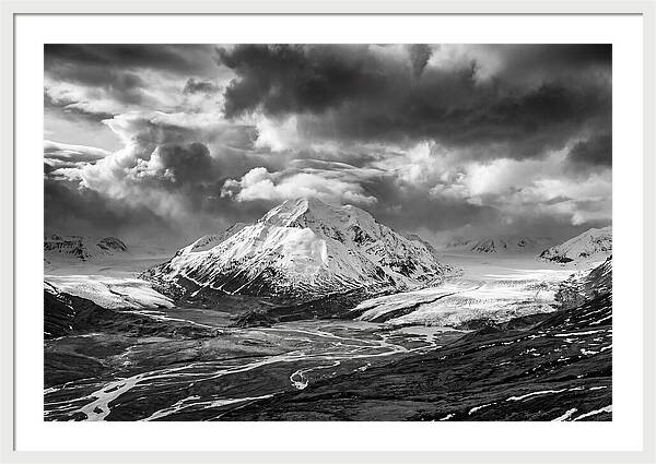 Denalis Majestic Arctic Expanse