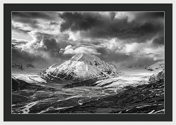 Denalis Majestic Arctic Expanse