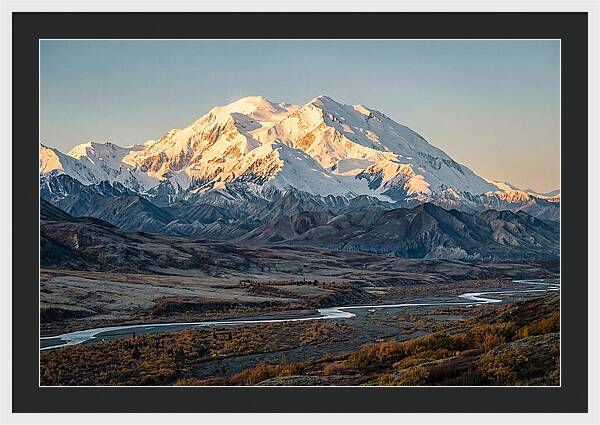 Denalis Majestic Snowcapped Peak