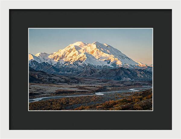 Denalis Majestic Snowcapped Peak
