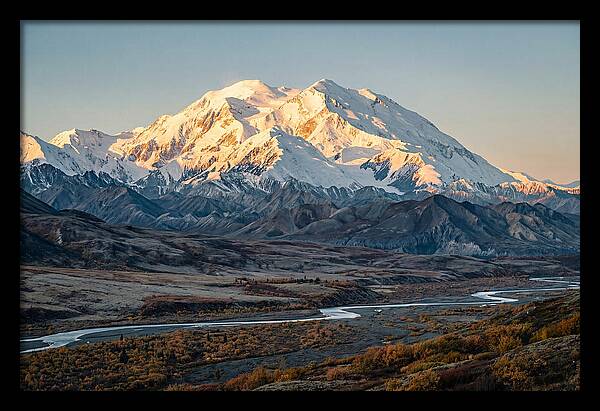 Denalis Majestic Snowcapped Peak