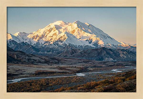 Denalis Majestic Snowcapped Peak