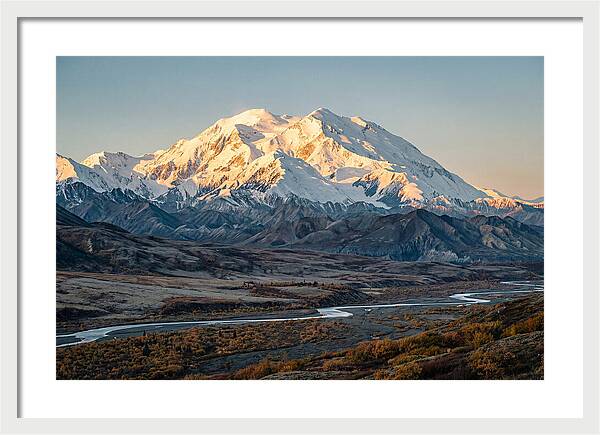 Denalis Majestic Snowcapped Peak