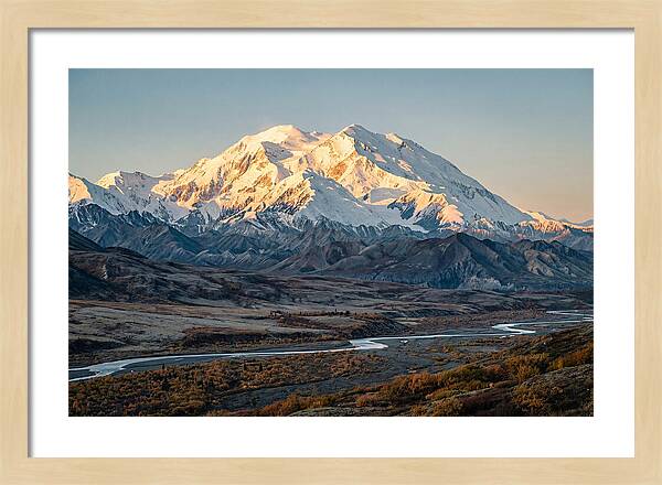 Denalis Majestic Snowcapped Peak